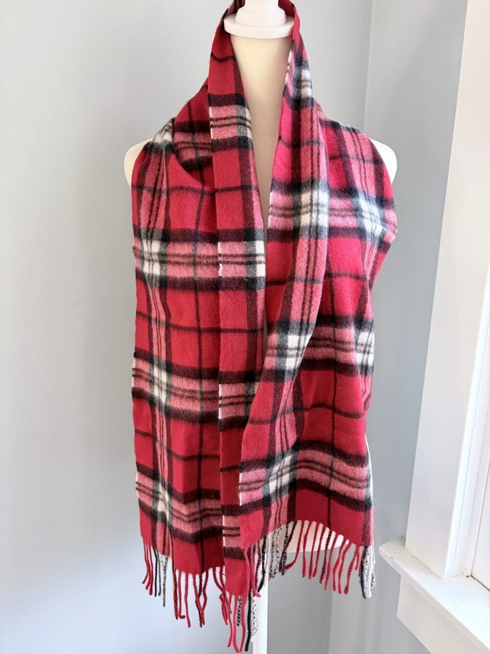 Edinburgh 100% Cashmere Red Tartan Plaid Fringe Scarf